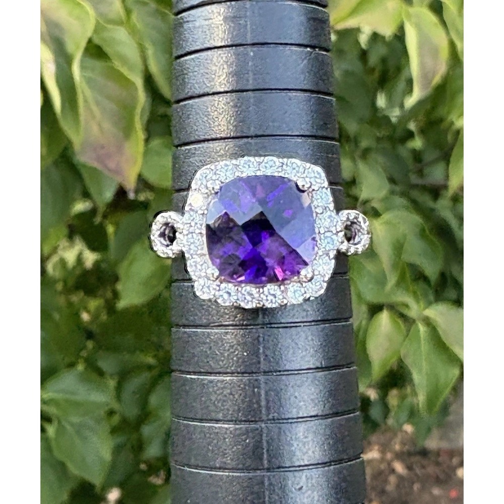 Gorgeous African Amethyst Halo Style Sterling Silver 925 Ring ~ SIZE 10. NEW